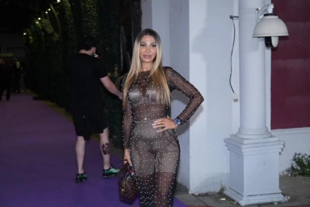 SVE SNAJE OSIM MAJE! Asminova porodica se pomirila sa Aneli - reka suza u Šimanovcima: Zaboravićemo sve što je bilo (VIDEO)