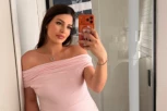 27 DANA NAKON POROĐAJA IZGLEDA KAO DA SE I NIJE PORAĐALA! Anastasija Ražnatović objavila PRVI SNIMAK u beloj kombinaciji, prizor ostavlja bez daha!