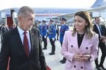 PREMIJER ČEŠKE STIGAO U BEOGRAD: Andreja Babiša dočekala na aerodromu Adrijana Mesarović (FOTO)