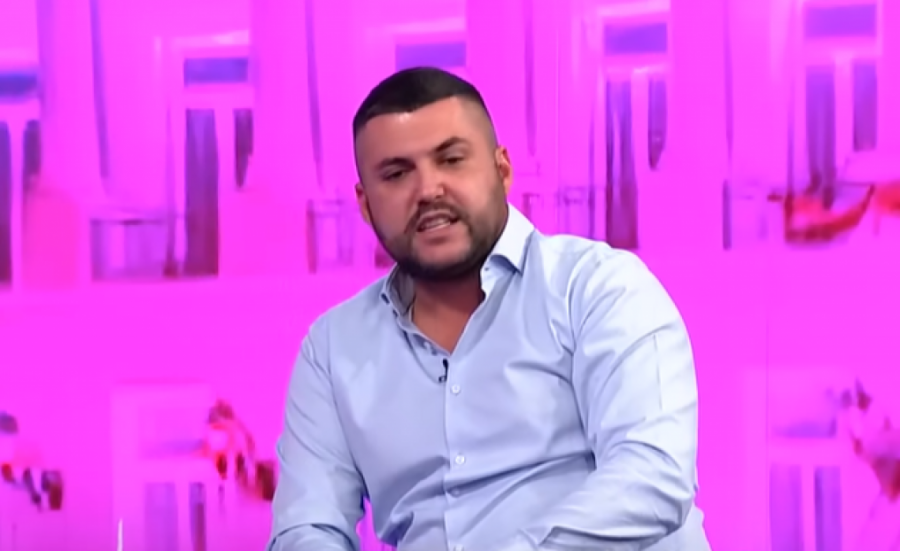 ŠOK, OVO JE ASMINOV SIN SAMUEL?! Aneli uživo u programu pokazala fotku maloletnog dečaka - javnost u ŠOKU! (VIDEO)