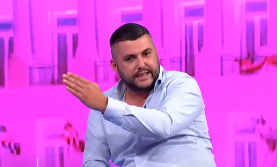 ŠOK, OVO JE ASMINOV SIN SAMUEL?! Aneli uživo u programu pokazala fotku maloletnog dečaka - javnost u ŠOKU! (VIDEO)