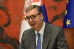 SVI ZAHTEVI ĆE BITI ISPUNJENI! Radnici Apoteke Beograd nakon sastanka sa Vučićem: "Ukazana nam je čast, zaostale zarade će biti isplaćene u septembru"