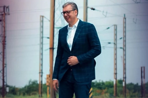 VUČIĆ POSLAO MOĆNU PORUKU GRAĐANIMA: U najtežim uslovima sačuvali smo mir i nezavisnost Srbije!