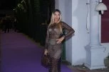 ZAVIRITE U DOM ANELI AHMIĆ I ĆERKICE NORE: Sve pršti od luksuza i umetničkih dela - NA ULAZU ZNAK "STOP"! (VIDEO)