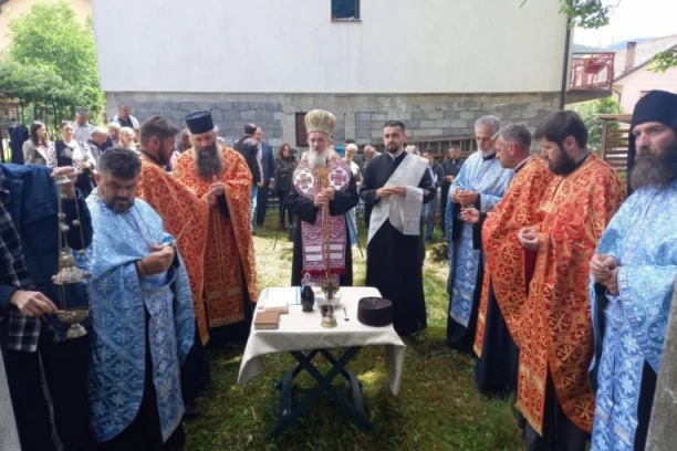 PUT MU JE MISTERIOZNO PREKRAĆEN, ALI NIJE ZAUSTAVLJEN: Služen pomen srpskom patrijarhu koji je započeo Hram Svetog Save, podigao zgradu Patrijaršije…