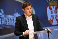 "MESECIMA PRIČA DA JE VUČIĆ PUCAO NA NEDUŽNE LJUDE!" Brnabić odmah reagovala na izjavu ministra odbrane BiH!