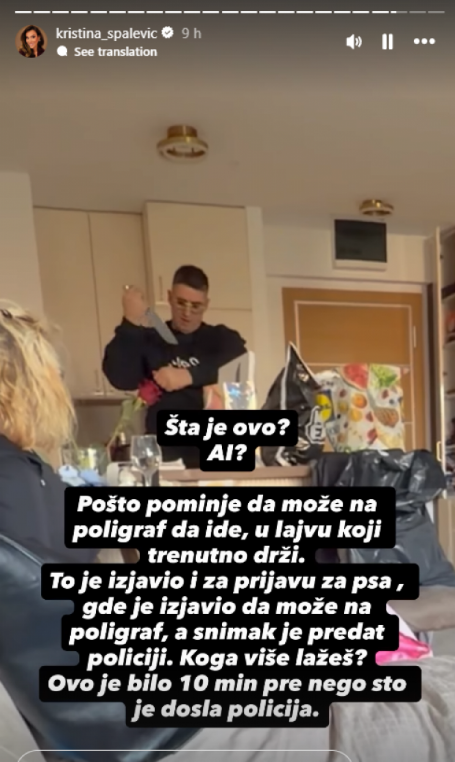 UZNEMIRUJUĆI SNIMAK! Kristijan Golubović KUHINJSKIM NOŽEM mlatarao po stanu, pa ga UBADAO gde je stigao - POLICIJA HITNO reagovala!