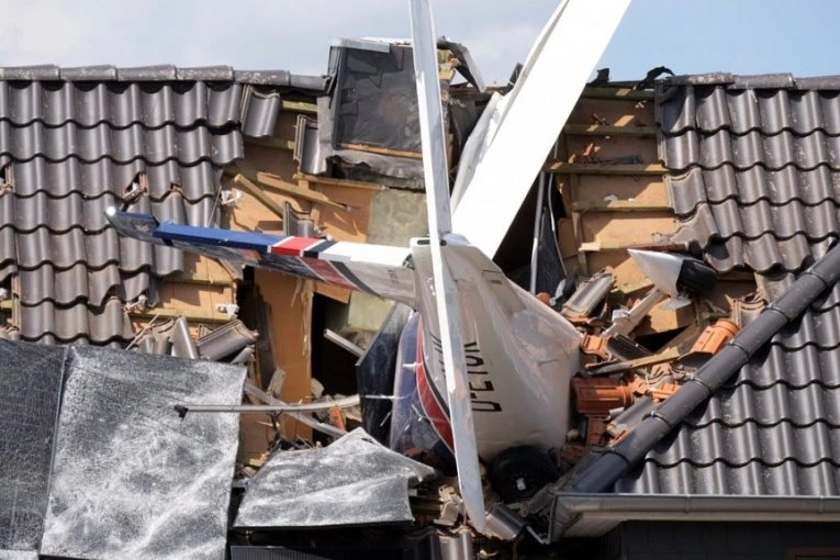 PRONAĐENO I DRUGO TELO! Avion se zakucao u kuću - isplivali novi detalji nesreće!