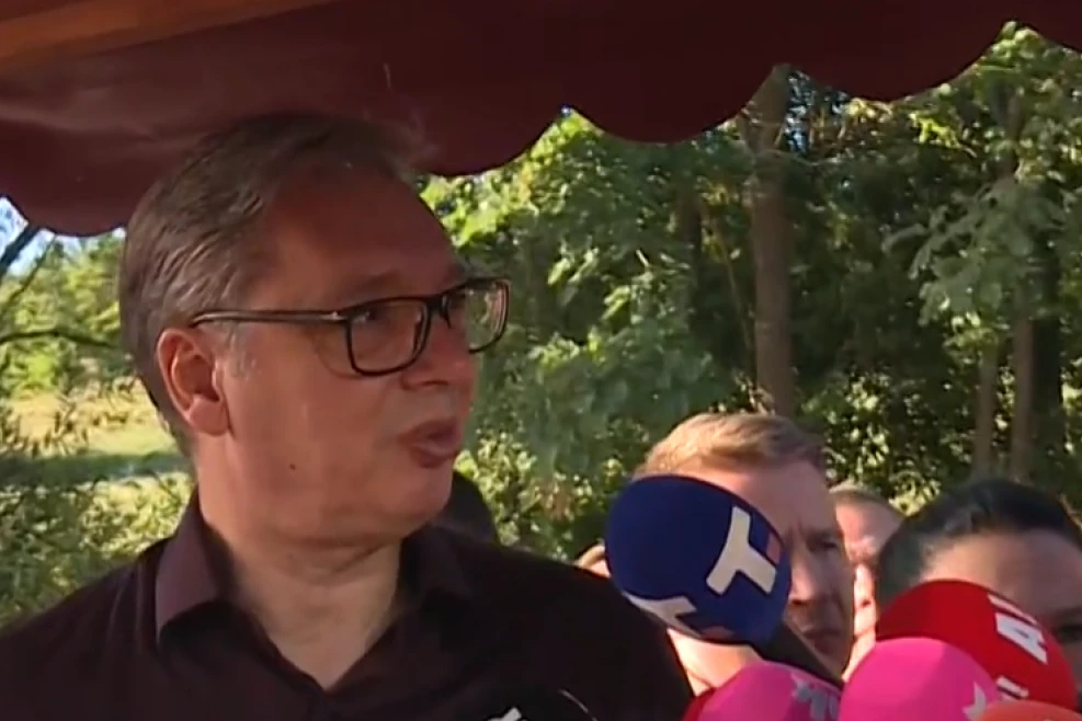VUČIĆ U DREŽNIKU! Građani dočekali predsednika na velikom narodnom okupljanju!