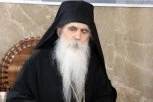VLADIKA IRINEJ UPOZORIO NA NAJVEĆU DUHOVNU ZABLUDA: Niko od nas pojedinačno nije sam autoritet