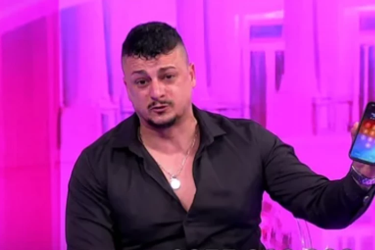 MOMENTALNI PREKID EMISIJE! Uživo UKLJUČENJE zaledilo Terzu, Milica Veličković poslala NAJBRUTALNIJU PORUKU! (FOTO)