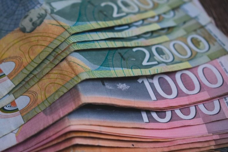Koji poslovi donose najviše novca u Srbiji: Spisak najtraženijih zanata u Srbiji - plata do 180.000 dinara