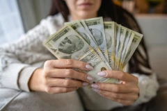 OVO PITANJE JE SVE MUČILO! Evo kako će vam biti isplaćeno 6.000 dinara državne pomoći ukoliko nemate račun u banci!