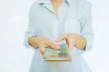PORTAL SE OTVARA U PONOĆ 7. SEPTEMBRA! Evo kako da se prijavite za državnu pomoć od 6.000 dinara - MINISTAR MALI SVAKI KORAK OBJASNIO! (FOTO)