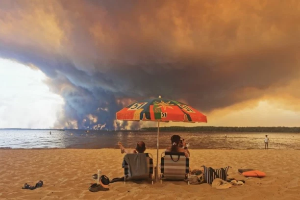 OVA FOTOGRAFIJA JE OBIŠLA SVET I POSTALA VIRALNA: "Ne osuđujem ih..." (FOTO)