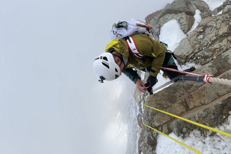 Srpski alpinisti na vrhu Materhorn