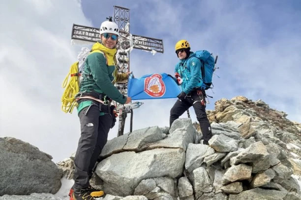 SRBI POKORILI JEDAN OD NAJOPASNIJIH VRHOVA EVROPE! Marko i Miloš osvojili Materhorn, planinu koja ne oprašta greške (FOTO)