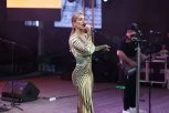HALJINA OD 3.000 EVRA, A NA NOGAMA – PATIKE! Marina Visković napravila modni potez o kom SVI BRUJE! (GALERIJA)