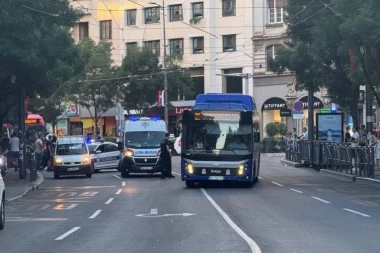 UDES KOD PALATE ALBANIJA! Saobraćaj obustavljen, na licu mesta policija i Hitna pomoć! (FOTO)
