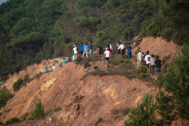 DRAMA! Prihvatni centar za migrante niče preko puta vrtića: Roditelji očajni, strahuju za bezbednost dece!