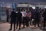 GORI KAMP SA MIGRANTIMA: Vatra se cele noći širila, meštani IMAJU JOŠ LUĐI PLAN