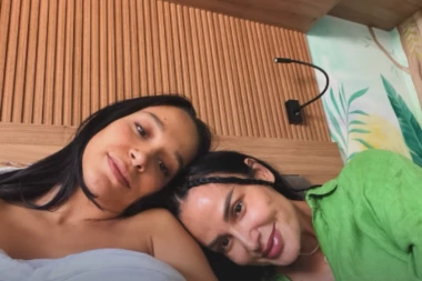 SCENE KOJE SU RASPLAKALE SRBIJU: Nekad se TUKLE, a sad uživaju - Editu i Indi pomirilo rođenje male Zoije (VIDEO)