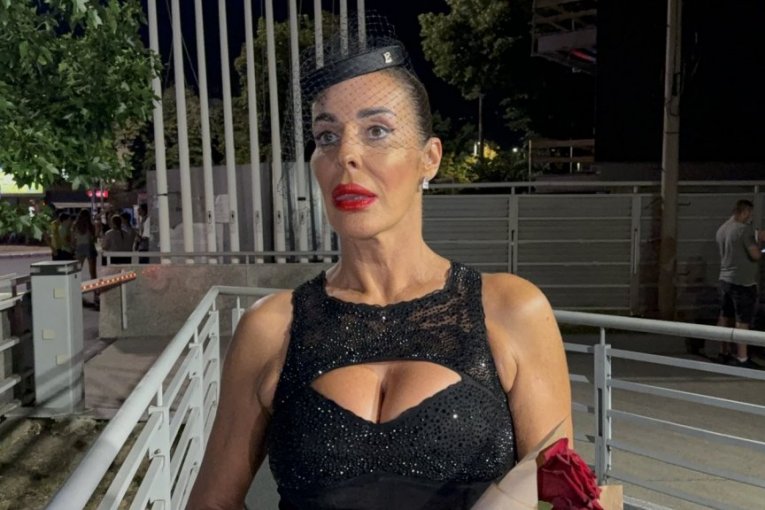 Milena Kačavenda pred Narod pita