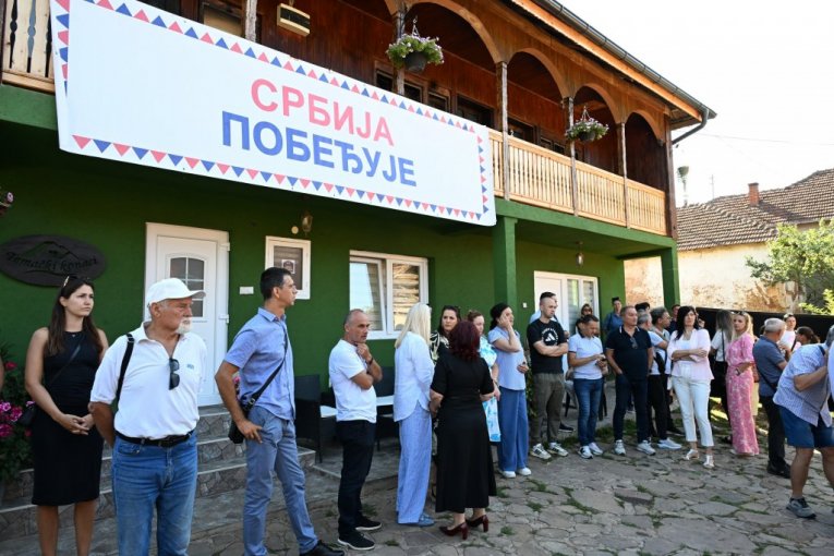 Temska dočekuje Vučića