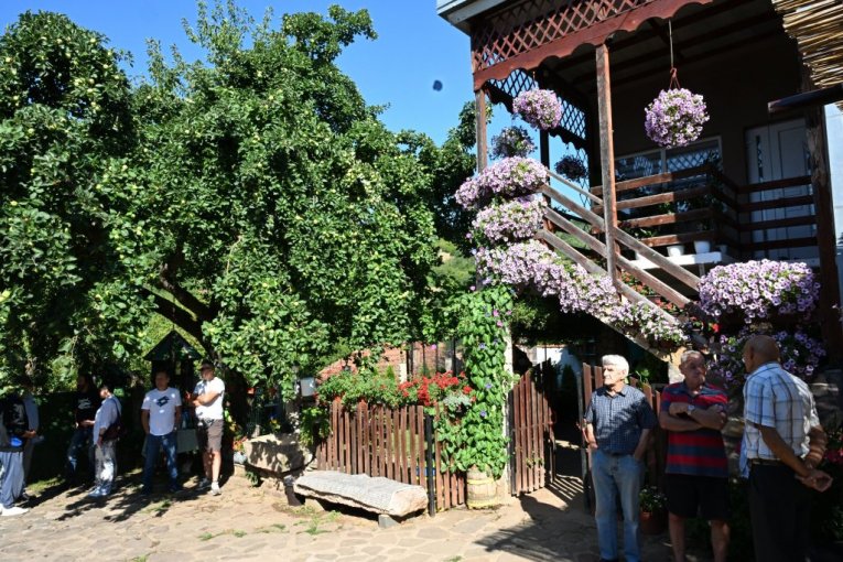 Temska dočekuje Vučića