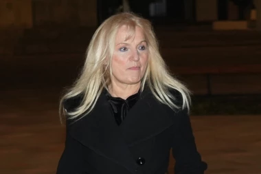 POLICIJA HITNO ISELILA NAŠU VODITELJKU, OBJAVLJEN CEO SNIMAK! Uplakana napustila svoj dom tada!