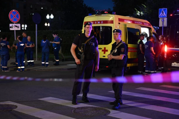 NAJMANJE TROJE MRTVIH I VIŠE OD 20 RANJENIH! Eksplozija u elitnom restoranu u Moskvi! (FOTO, VIDEO)