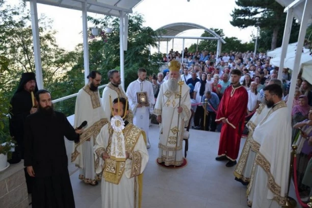 NA ILINDAN OSTROG DOBIO NOVOG MONAHA ILIJU: Posle liturgije i monašenja mitropolit Joanikije poslao snažnu poruku