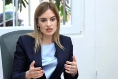JEDNOSTAVNA PROCEDURA! Evo kako da podnesete zahtev za ostvarivanje prava na status roditelja negovatelja - OD 1. OKTOBRA DRŽAVA SVAKOG MESECA DAJE 65.000 DINARA!