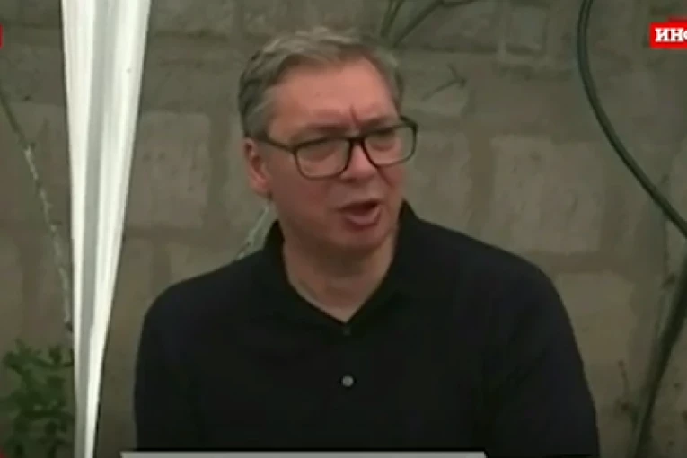 OBRAĆA SE VUČIĆ IZ ČIPULJIĆA: Hvala onima koji do kraja rata nisu živeli ovde, a sada su okačili ratne zastave BiH