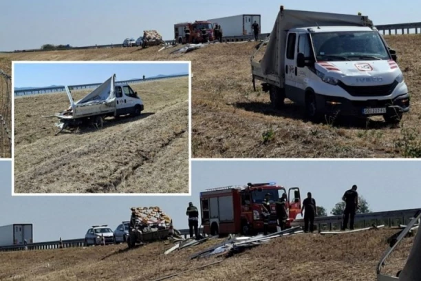 JEZIVI PRIZORI NA PUTU ŠABAC-LOZNICA: Dva putara poginula, vozilo SMRSKATO (FOTO+VIDEO)