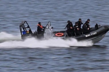 JEDVA ŽIV OSTAO! Teška drama Srbina na Dunavu, spasla ga rumunska policija - KAD JE REKAO KAKO JE DOSPEO KOD NJIH, SAMO ŠTO SE NISU ŠLOGIRALI!