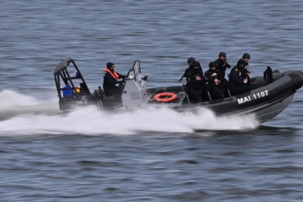 JEDVA ŽIV OSTAO! Teška drama Srbina na Dunavu, spasla ga rumunska policija - KAD JE REKAO KAKO JE DOSPEO KOD NJIH, SAMO ŠTO SE NISU ŠLOGIRALI!