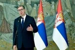 VUČIĆ NA DOČEKU SRPSKIH HEROJA! Dočekuje pripadnike MUP koji su učestvovali u gašenju požara u Španiji
