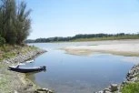 PRONAĐENA POMORSKA MINA DUGAČKA DVA METRA! Zbog niskog vodostaja Dunava, isplivala grdosija - stručnjaci obezbeđuju mesto pronalaska!