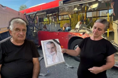 NAJVIŠE BIH VOLELA DA SAM UMRLA SA SINOM! Potresna ispovest roditelja Nikole (24) nastradalog u stravičnom udesu na Umki, dve godine čekaju pravdu! (FOTO)