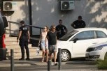 SERGEJ TRIFUNOVIĆ I NJEGOVA ŽENA NAPUSTILI POLICIJSKU STANICU! Prvo Isidorino oglašavanje nakon SKANDALA U TRŽNOM CENTRU! (VIDEO)