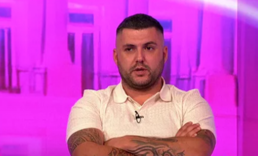 SKANDALOZNO! Asmin Durdžić dobio ULTIMATUM od Maje - OVAKAV BLAM nije zapamćen u rijalitiju NIKADA!