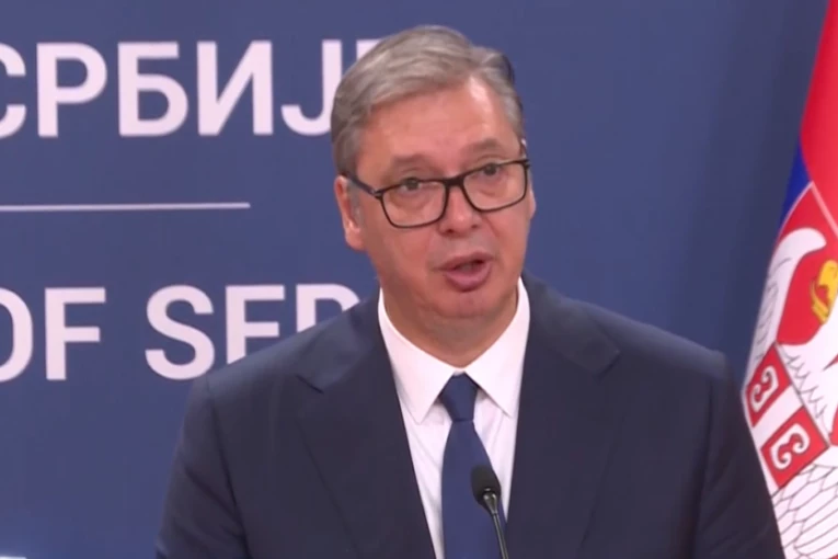 VUČIĆ POSLE SASTANKA SA ZELENSKIM: "Svi želimo da se rat završi što pre" (FOTO)