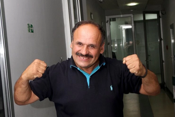 OVDE ĆE BITI SAHRANJEN ZMAJ OD ŠIPOVA! Iznad večne kuće rijaliti-zvezde PODIGNUT OGROMAN KRST!