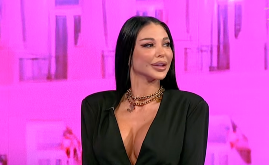 MAJA DOBILA ŠOK-PORUKU O ASMINOVIM RODITELJIMA: Nakon ovog uključenja nastao MUK u studiju! (VIDEO)