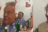 Orban se opustio u Guči: Sa čuvenim majstorom trube nazdravljao srpskom šljivovicom (FOTO)