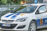 NAORUŽANI I MASKIRANI UPALI U SUPERMARKET, OTELI ČAK 320.000 EVRA! Policija na nogama - U menadžerku uperili pištolj, usledila teška drama!