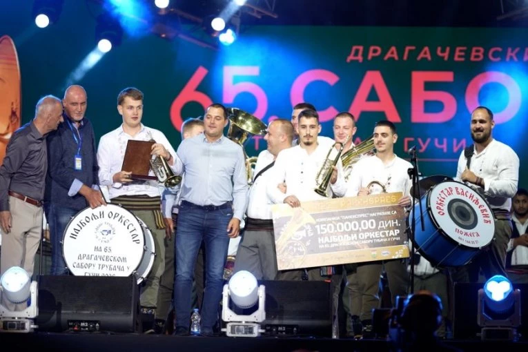 SRBIJA IMA NOVU ZLATNU TRUBU: Vladimir Kuzmanović osvojio publiku u Guči, završen 65. Dragačevski sabor trubača - evo ko je sve odneo prestižne nagrade!