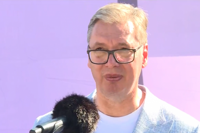 Printscreen/Pink TV