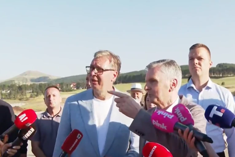 VUČIĆ OBILAZI ZAVRŠNE RADOVE NA OBILAZNICI OKO ZLATIBORA! Predsednik u dvodnevnoj poseti Jugozapadnoj Srbiji!